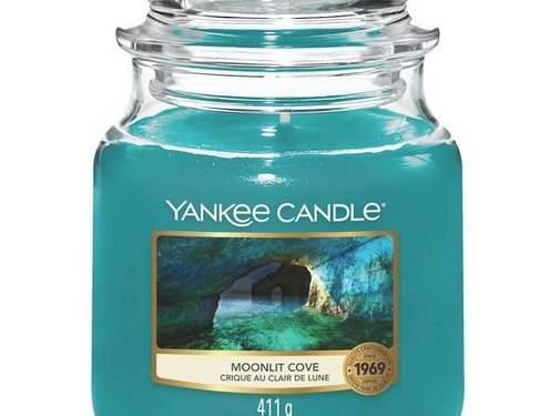 Yankee Candle Moonlit Cove - Medium Jar