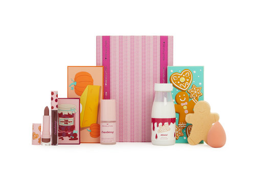 I Heart Revolution Tasty Christmas Hamper Gift Set