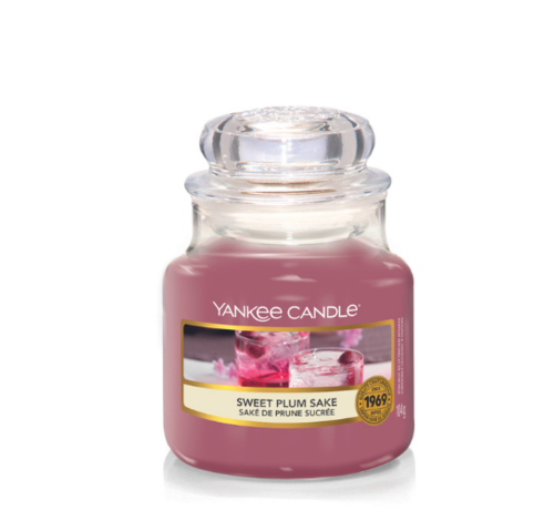 Yankee Candle Sweet Plum Sake - Small Jar