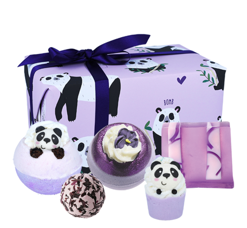 Bomb Cosmetics Panda Yourself Gift Set