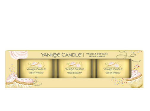 Yankee Candle Vanilla Cupcake - Filled Votive 3-Pack