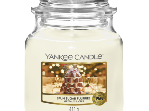 Yankee Candle Spun Sugar Flurries - Medium Jar