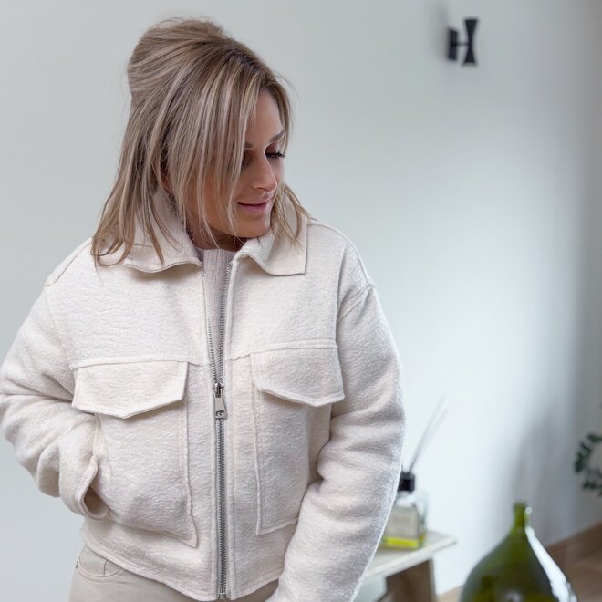 Shade jacket cream