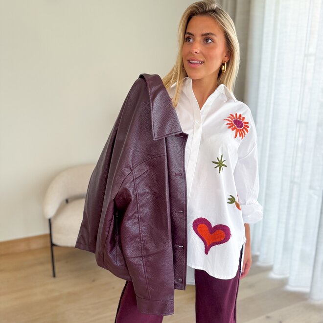 Go and matte it of vest burgundy