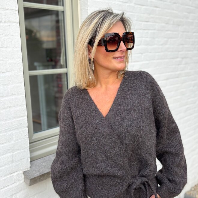 Cache-coeur Pull Brown