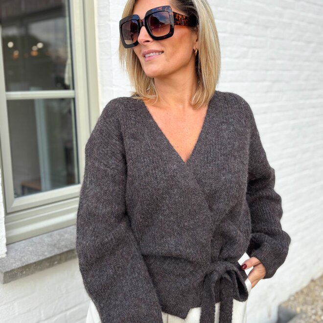 Cache-coeur Pull Brown