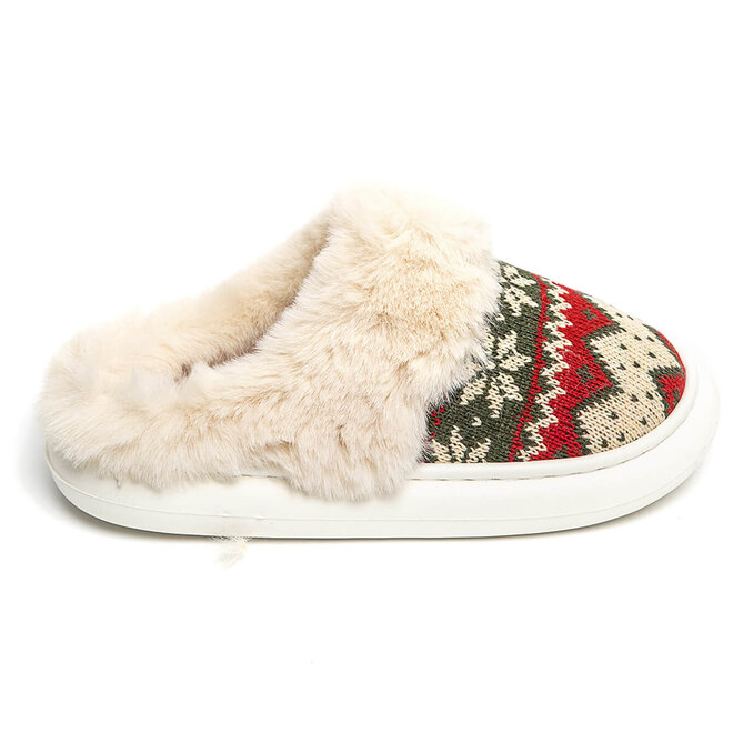 Cozy Winter Slippers Green