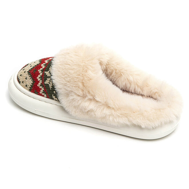 Cozy Winter Slippers Green
