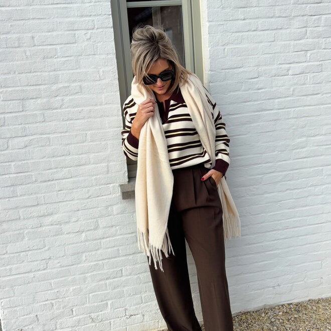 The weekend sweater brown