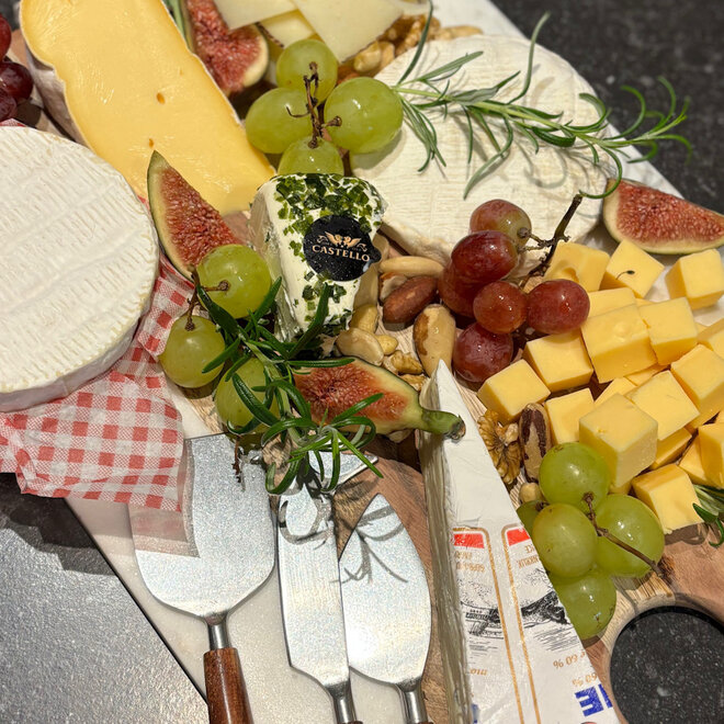 Marble & wood cheese plate set