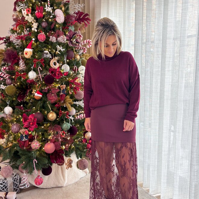 Cashmere Blend Turtleneck Burgundy