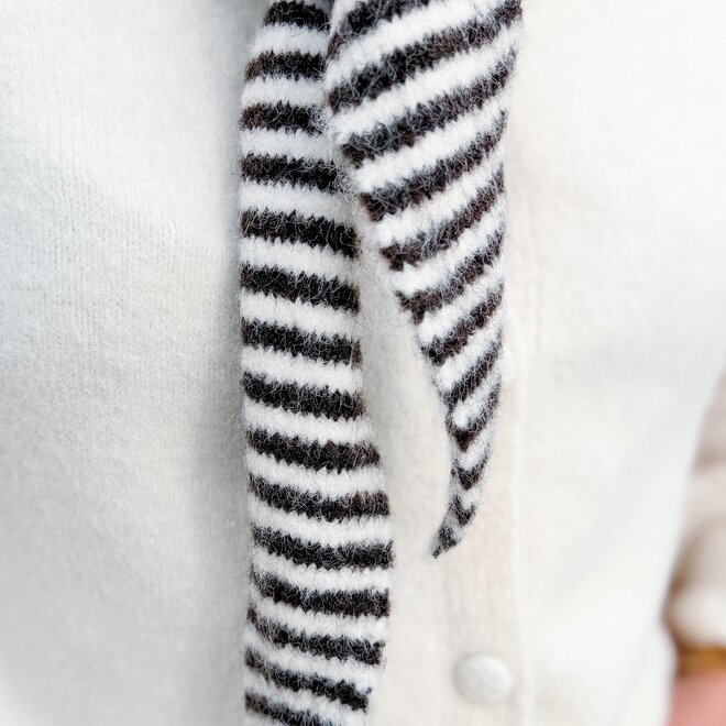 Soft neutral cardigan + neck scarf