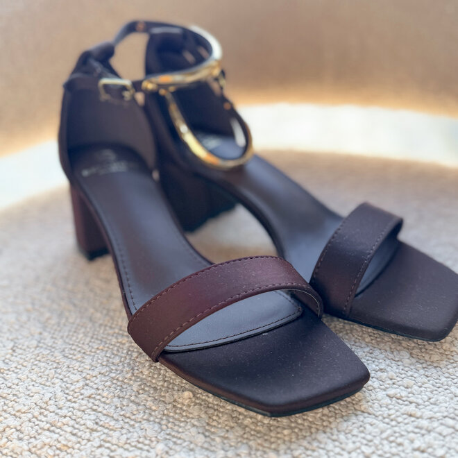 Gold-strap sandal with heel
