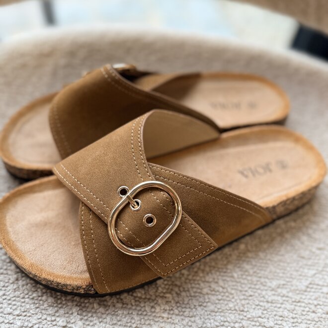 Camel slip on