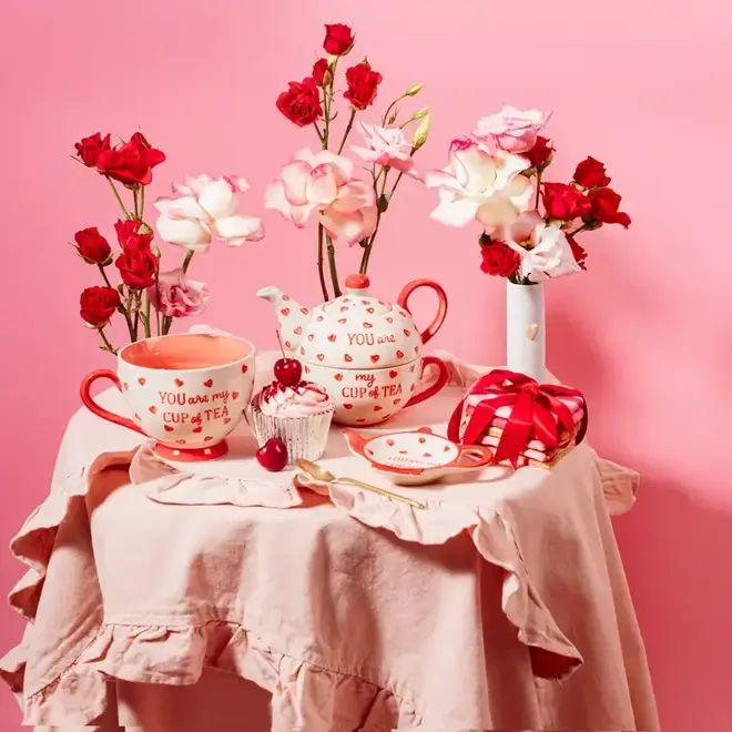 Cup of tea teapot + cup