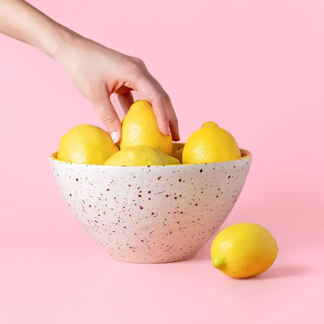 Handgemaakte keramische salade kom 1,5 l - 21 cm / Geel