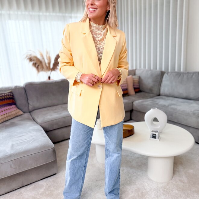 Blush & butter blazer pastel yellow