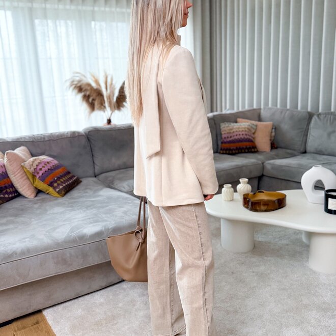 Form scarf blazer beige