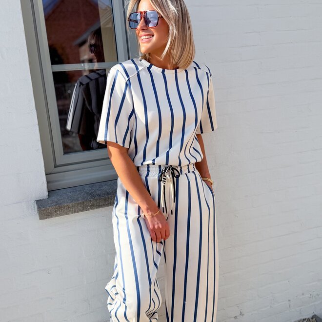 Striped set blue