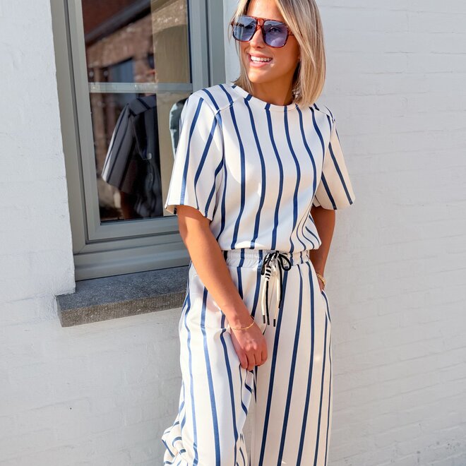 Striped set blue