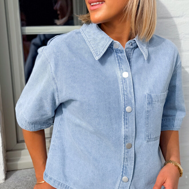 Denim half sleeve shirt