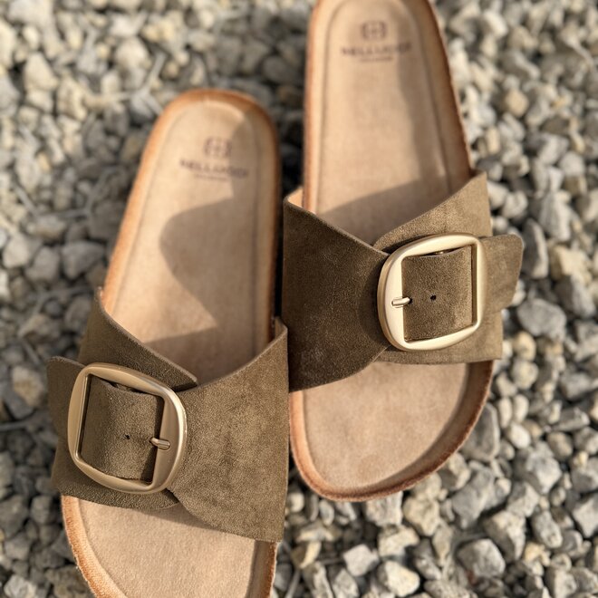 Suede sandal khaki