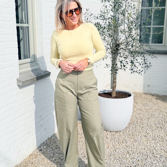 Buttons up trouser kaki