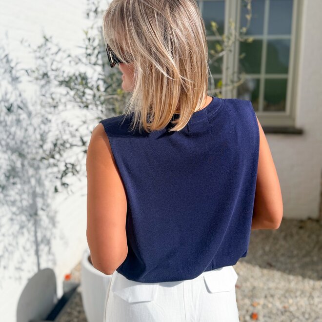 Core top navy