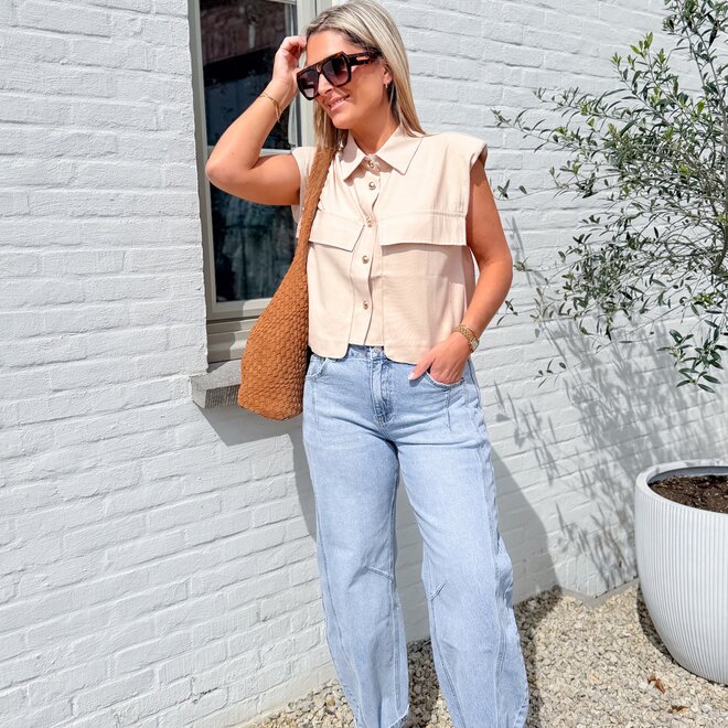 The barrel-line jeans