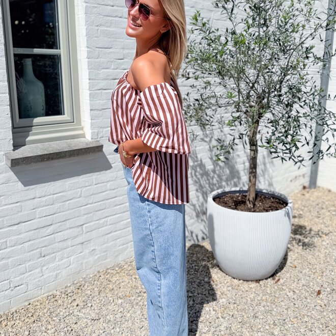 Liara off-shoulder top stripe pink
