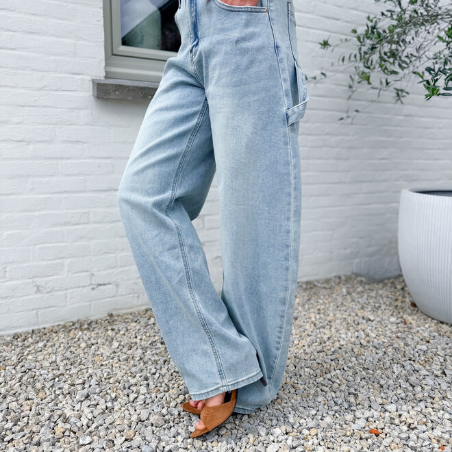 Loving line barrel jeans