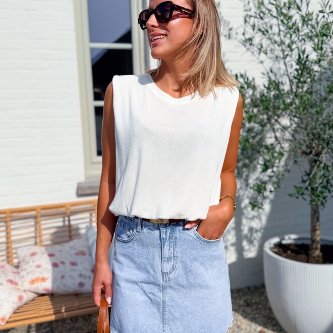 Core top White