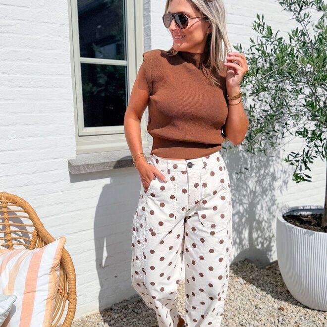 Essentia top light brown