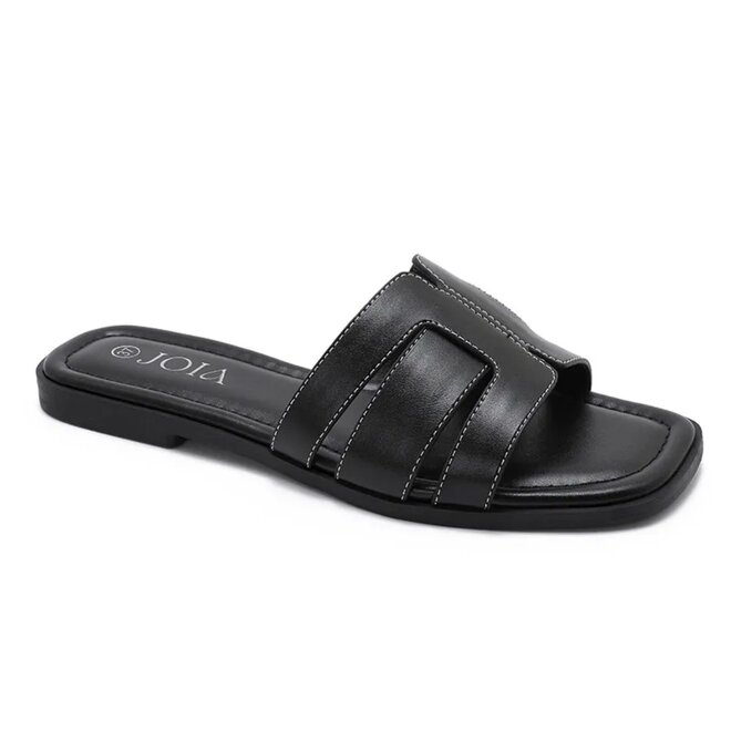 Black slippers