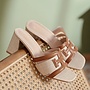 Adore mules