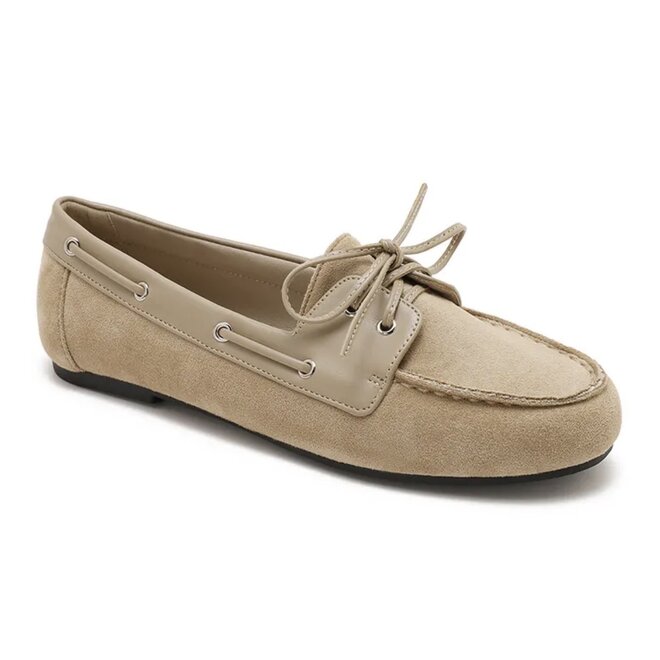 Lace up mocassin beige