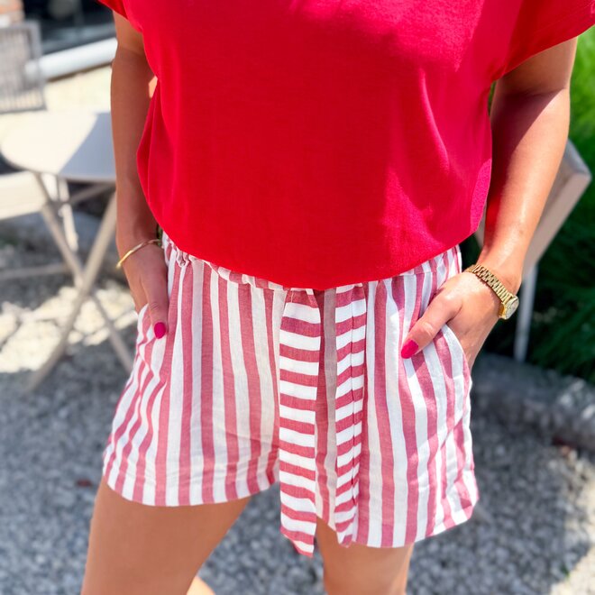 Getaway Short Red