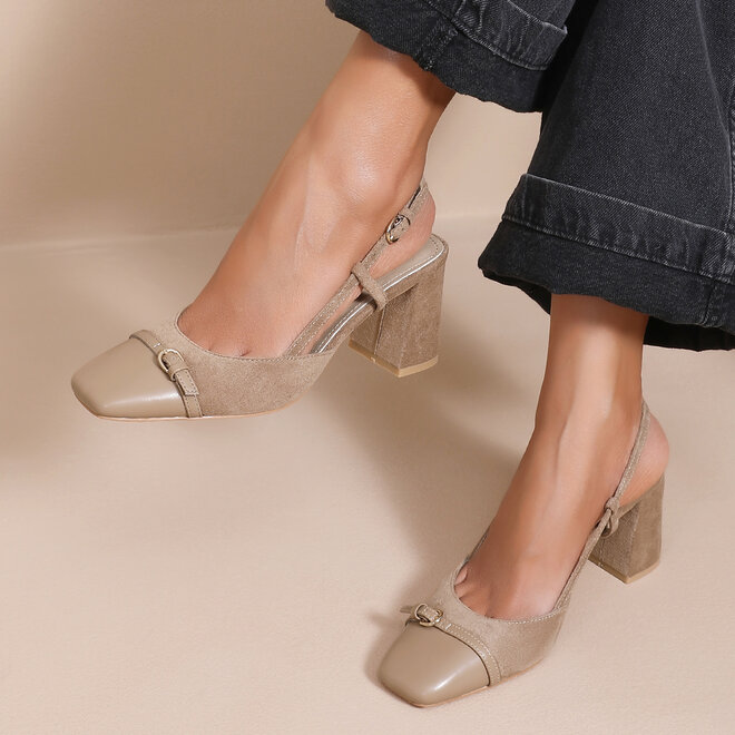 *Champagne Chic Pumps