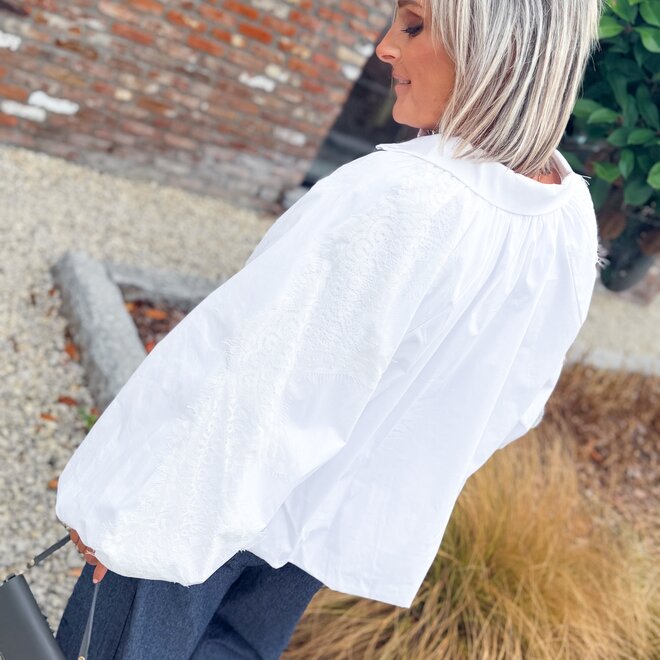 *Balloon white blouse