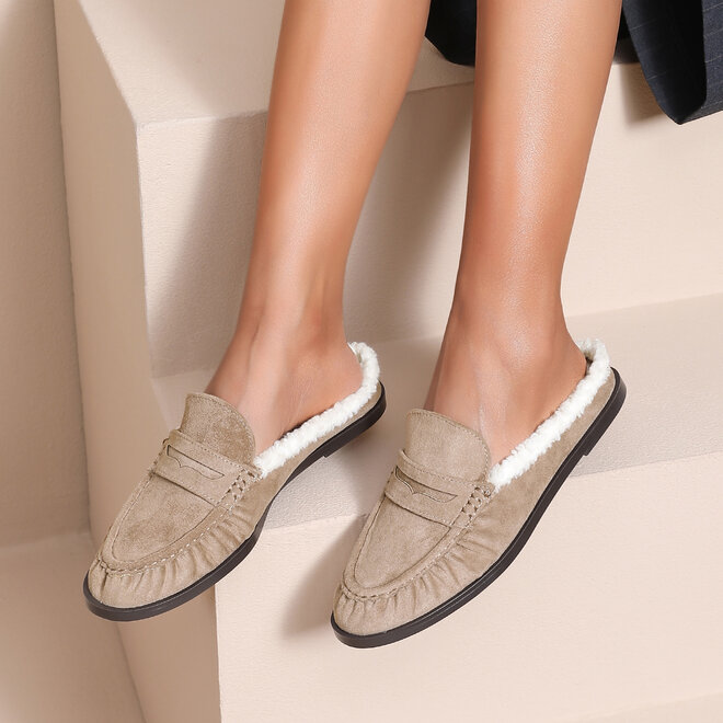 *Teddy loafer beige