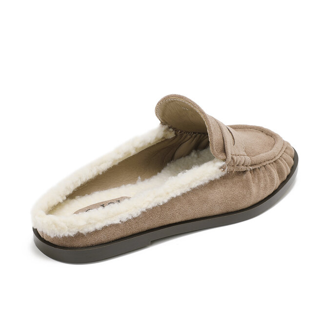 *Teddy loafer beige