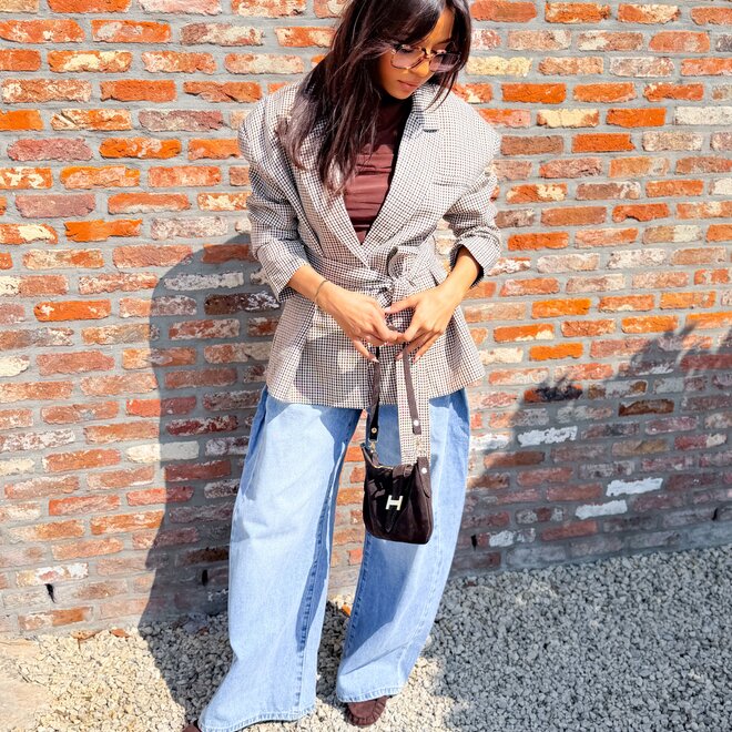 *Pleated denim