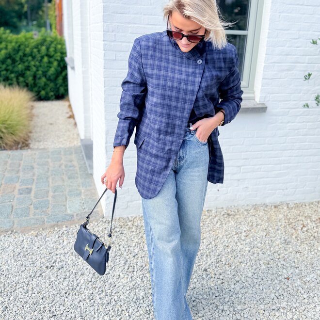 *Mid blue denim