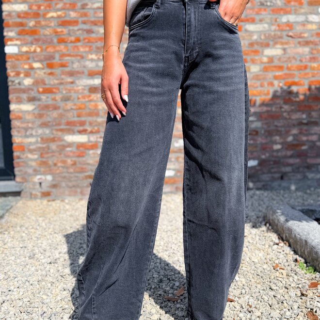 *Black Balloon Jeans