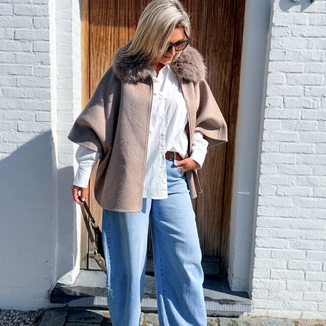 *Sophia Capecoat Taupe