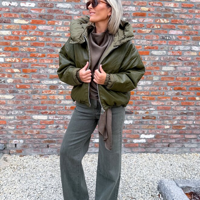 *Leather look puff jacket kaki