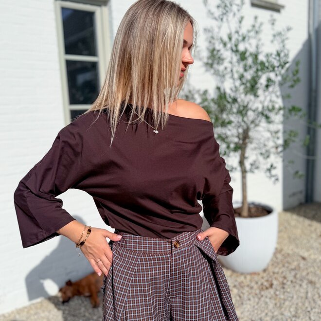 *Slim shoulder shirt brown