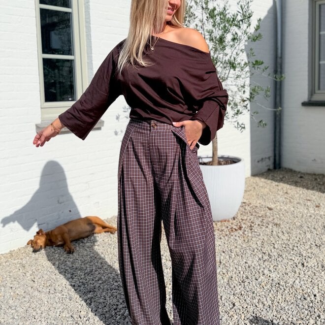*Slim shoulder shirt brown