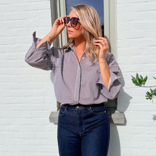 *The classic shirt stripe brown