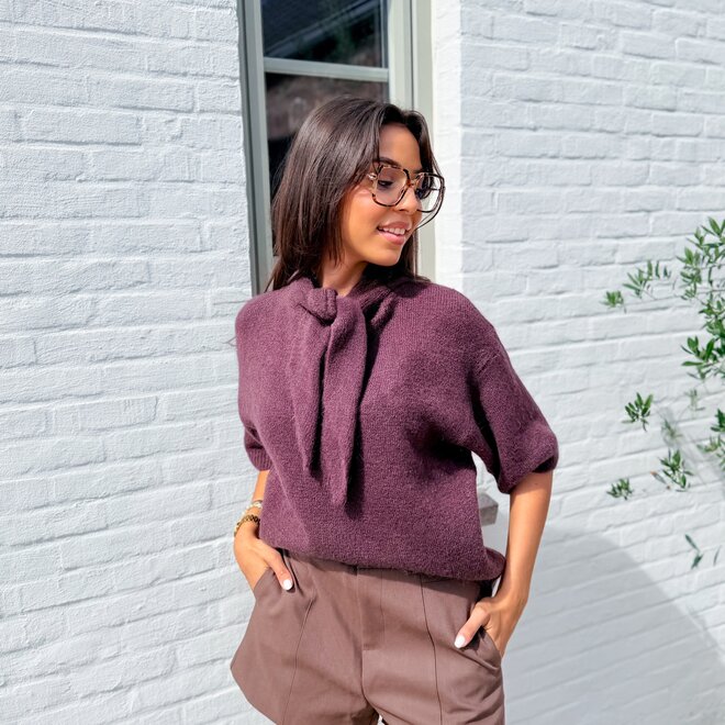 *Tie knit brown